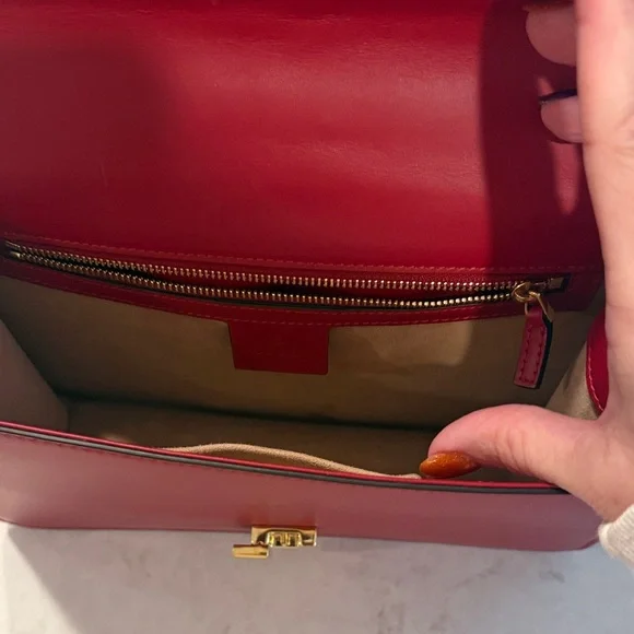 ***SOLD*** GUCCI Calfskin Small Sylvie Shoulder Bag w\COA - Picture 8 of 16